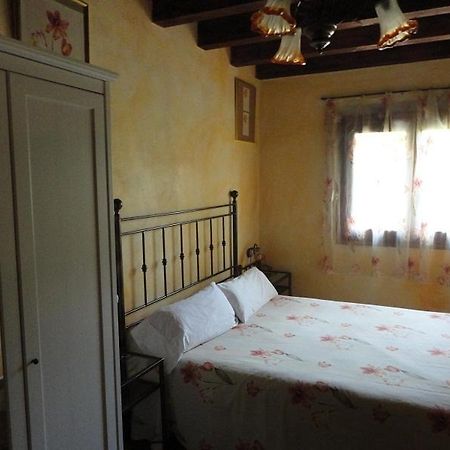 Hotel Rural Los Quinones Peralejos de las Truchas Kamer foto