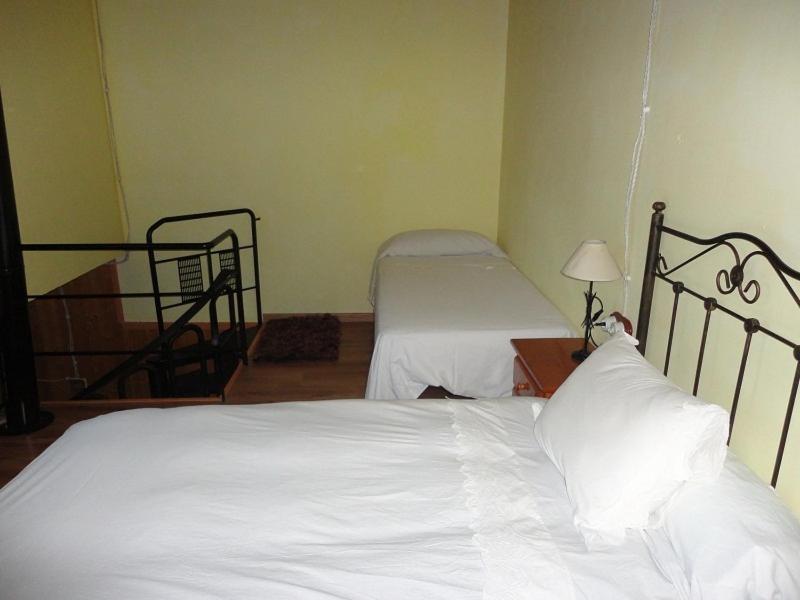 Hotel Rural Los Quinones Peralejos de las Truchas Kamer foto
